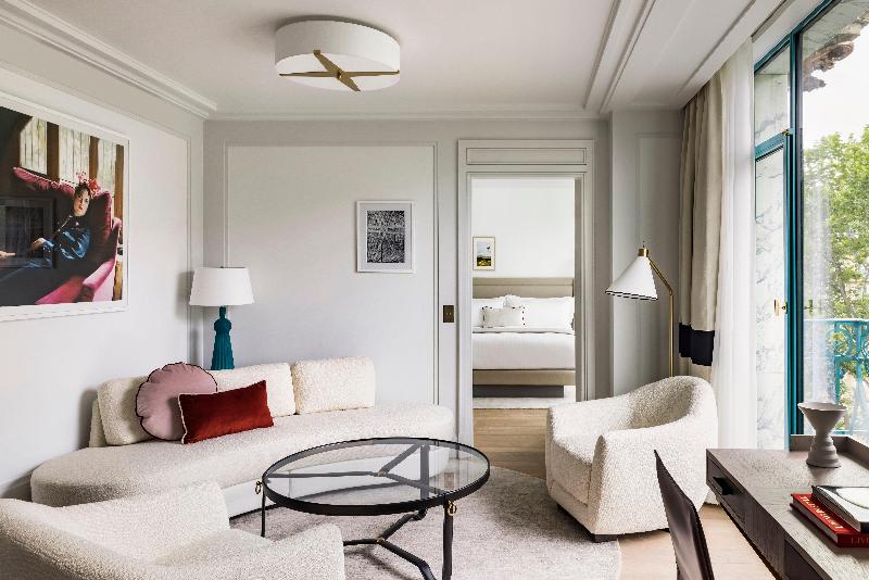 带大床的套房, Kimpton St Honoré Paris, an Ihg Hotel