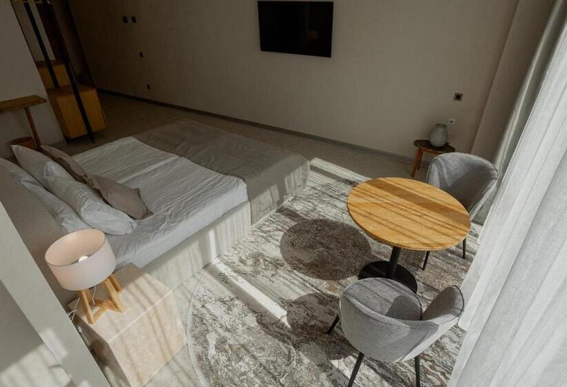 اتاق استاندارد با چشم‌انداز دریا, Marine Residence