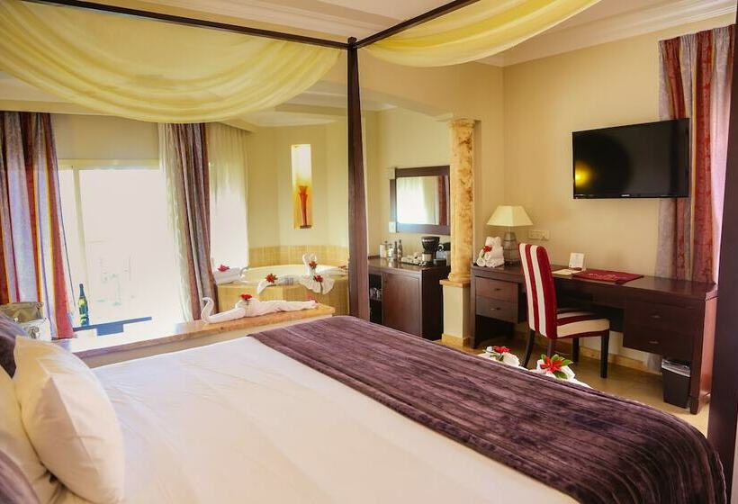 Полулюкс, Majestic Elegance Punta Cana - All Inclusive