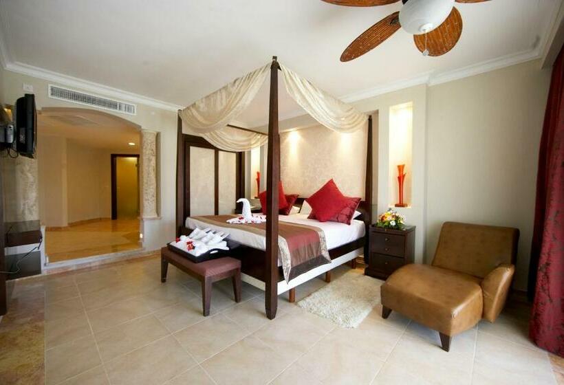 Люкс с гидромассажем, Majestic Elegance Punta Cana - All Inclusive