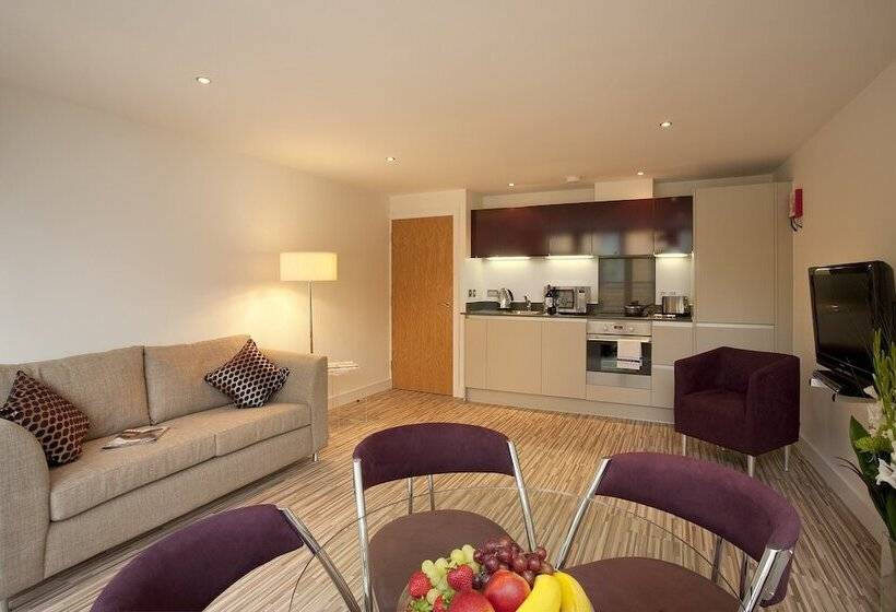 آپارتمان 2 خوابه, Saco Holborn – Lamb’s Conduit St
