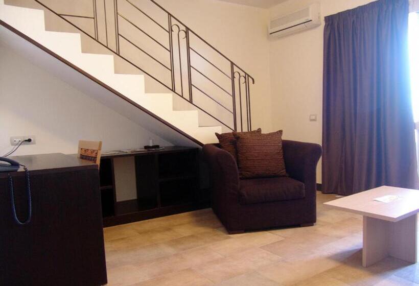 اتاق استاندارد یک نفره, Santantao Art Resort