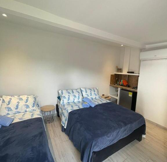 Четырехместный Номер Стандарт с Балконом, Sarah S Place San Andres