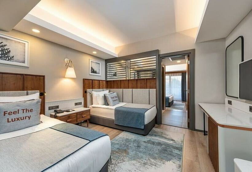 Семейный Номер Боковой Вид на Море, Seaden Quality Resort & Spa Ultra All Inclusive