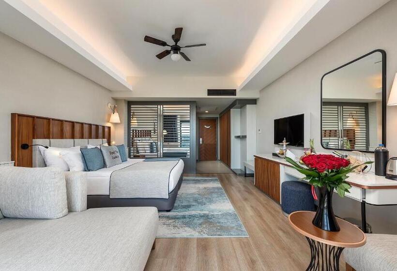 Номер Стандарт Боковой Вид на Море, Seaden Quality Resort & Spa Ultra All Inclusive