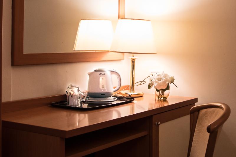 Economy Quadruple Room, Maxim Axial
