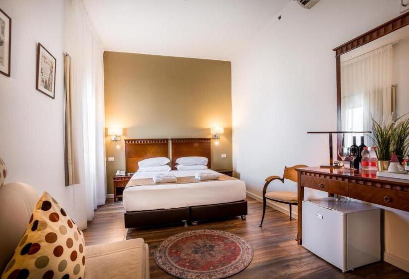 Classic Kamer, Satori