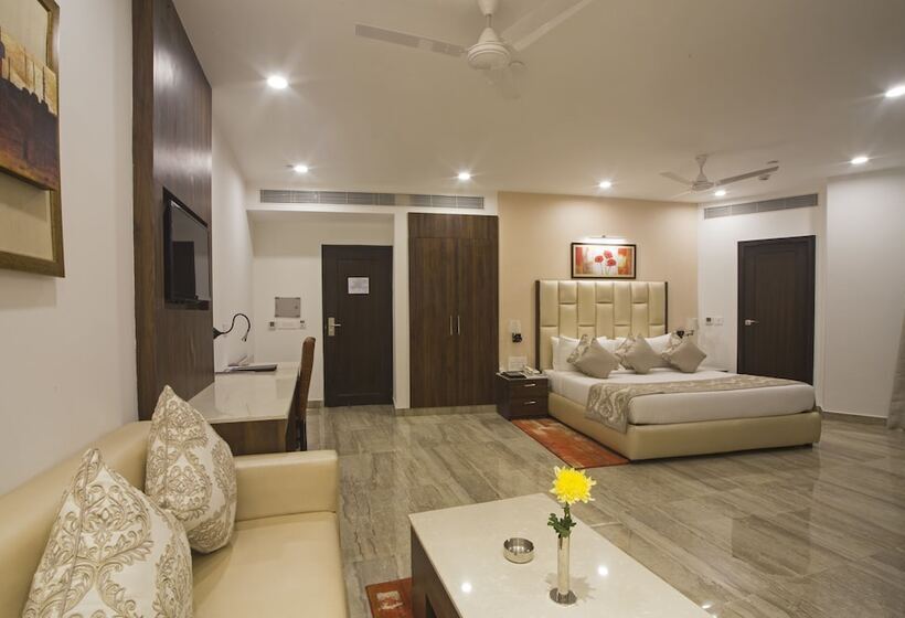套房, Shanti Palace Mahipalpur