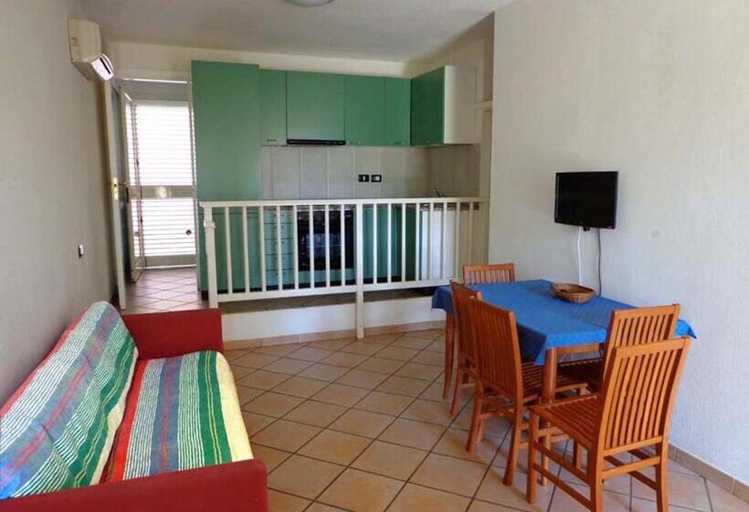 Апартаменты 2 Спальни, Residence La Chimera