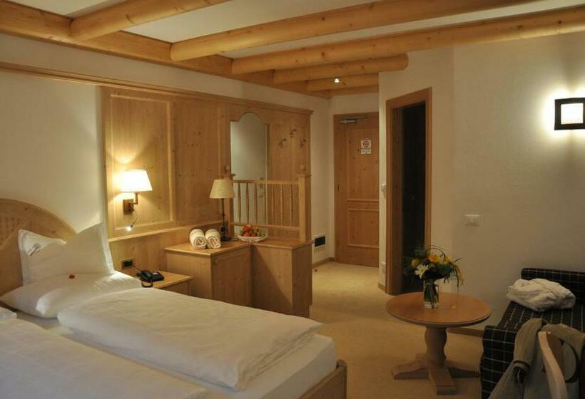 Полулюкс, B&b Hotel Mirabel
