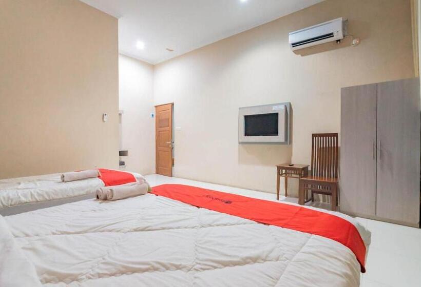 Полулюкс, Reddoorz Resort Premium @ Sangkan Hurip Kuningan