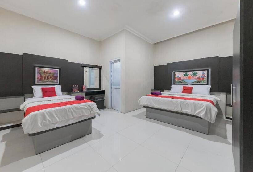 Полулюкс, Reddoorz Resort Premium @ Sangkan Hurip Kuningan