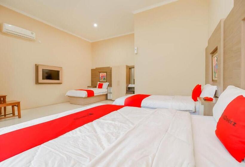Семейный Номер, Reddoorz Resort Premium @ Sangkan Hurip Kuningan
