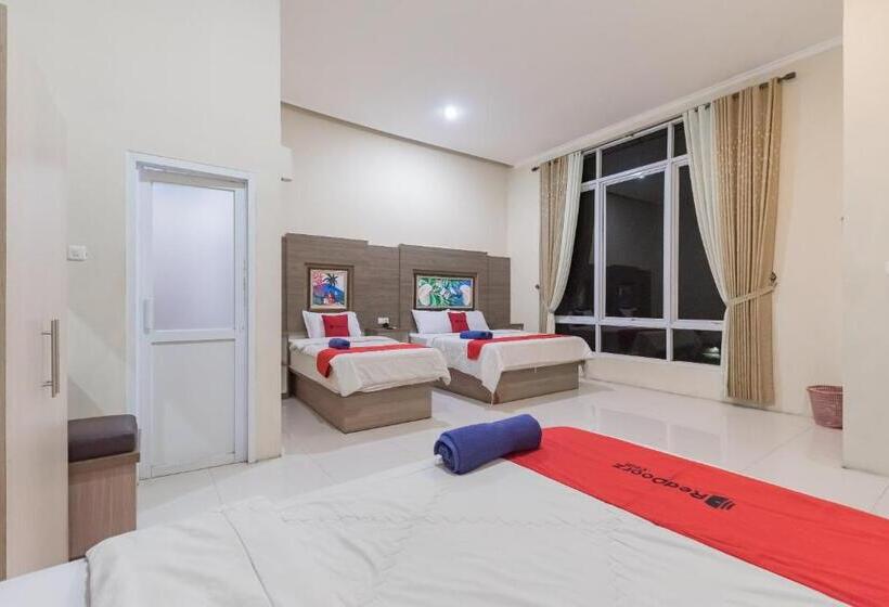 Семейный Номер, Reddoorz Resort Premium @ Sangkan Hurip Kuningan