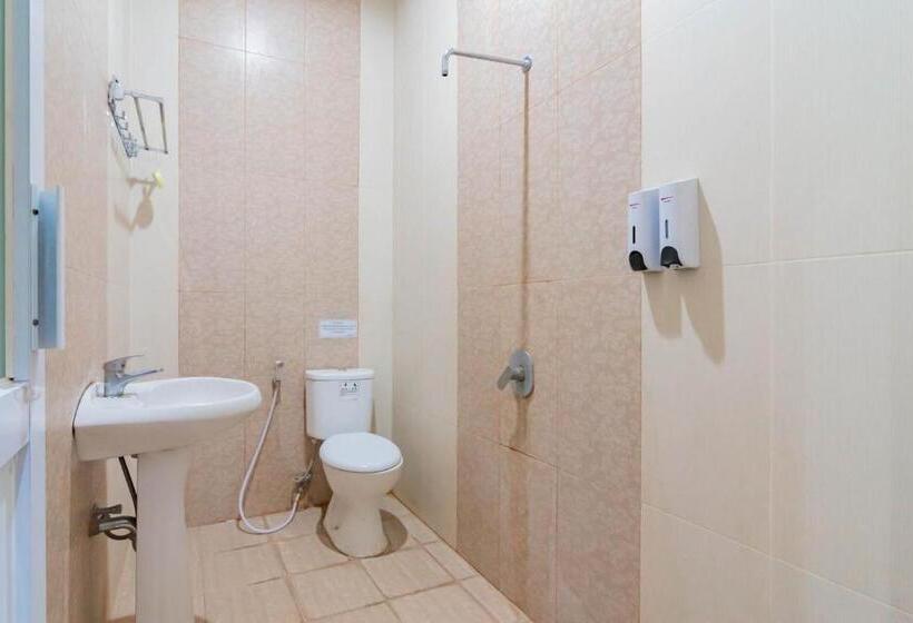 Полулюкс, Reddoorz Resort Premium @ Sangkan Hurip Kuningan