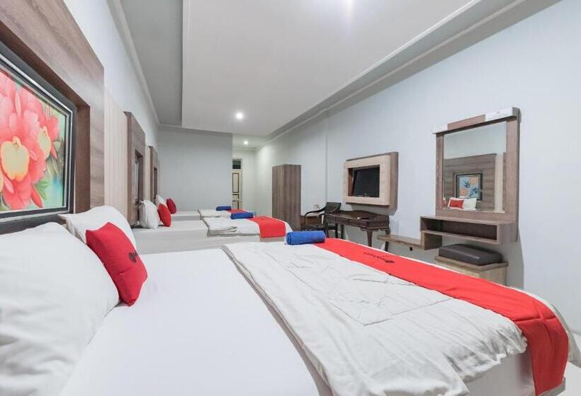 Семейный Номер, Reddoorz Resort Premium @ Sangkan Hurip Kuningan