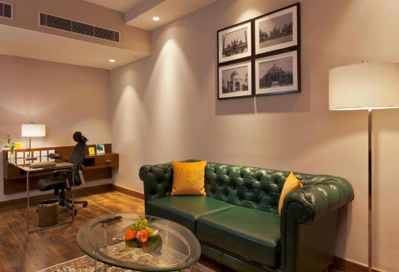 سوییت اجرایی, Lemon Tree Hotel, Sector 68, Sohna Road, Gurugram