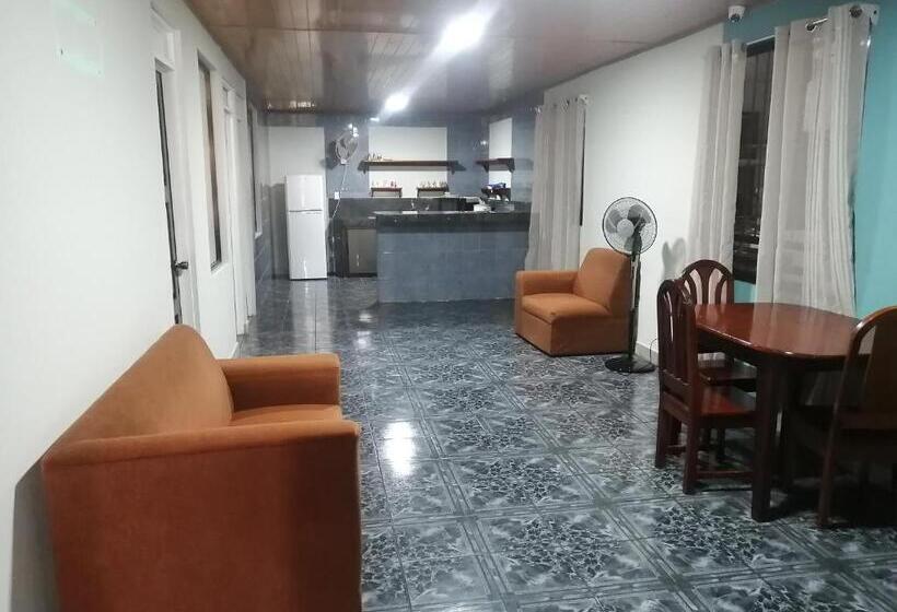 スタンダード４人部屋, Casa Quepos