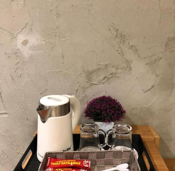 バルコニー付きスタンダードルーム, New Prishtina Luxury Rooms