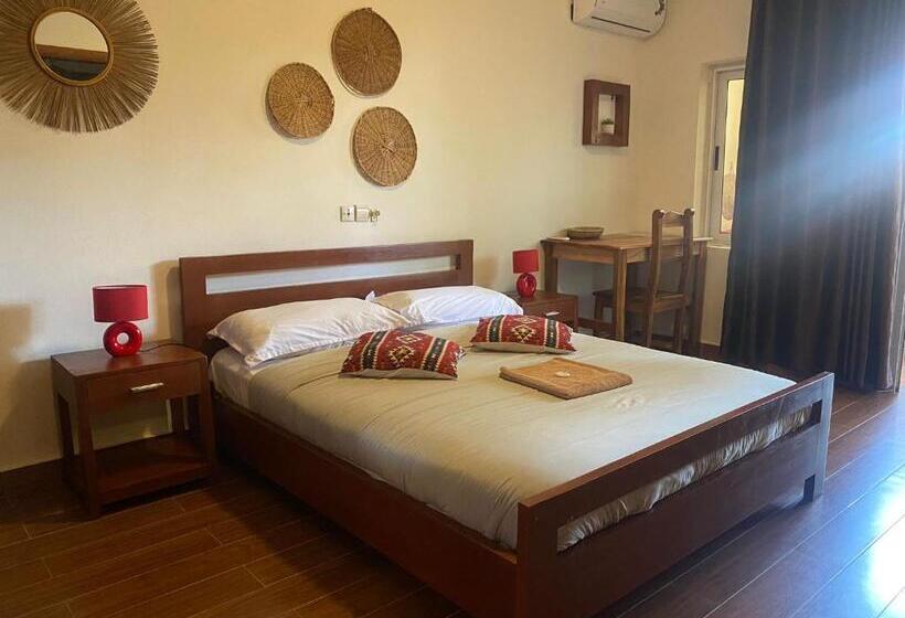اتاق استاندارد اینتریور, L'oasis Guesthouse