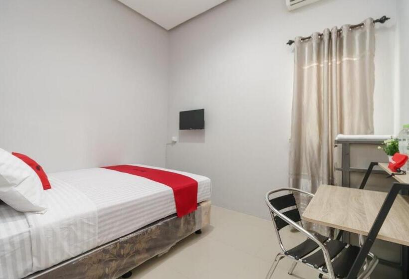 Номер Стандарт, Reddoorz @ Jalan Demang Lebar Raya Palembang