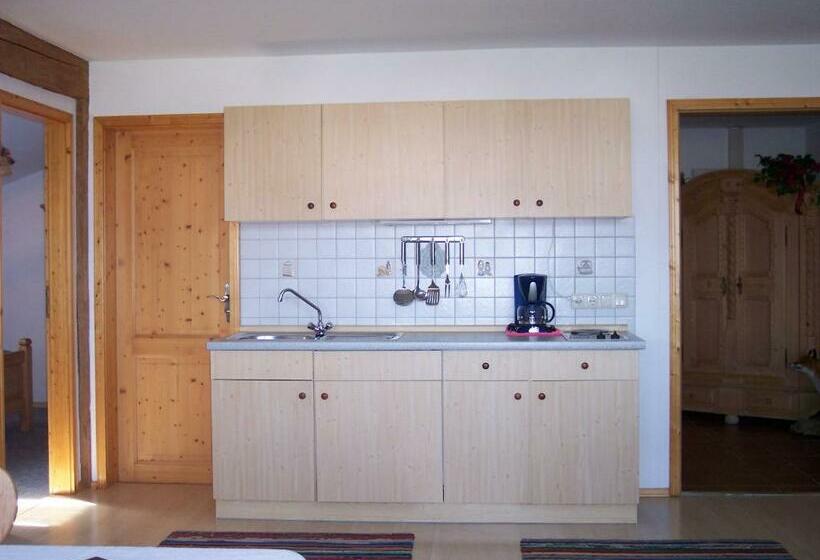 Апартаменты 2 Спальни, Bachtelhuber Hof