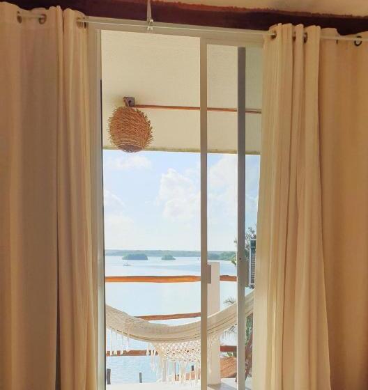Habitación Deluxe con Balcón, Tropic Bacalar