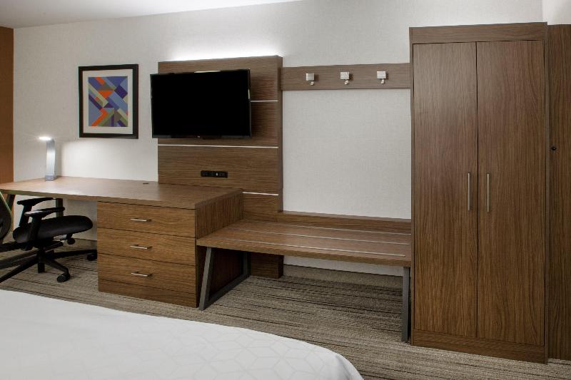 身障者適用スイートルーム, Holiday Inn Express & Suites   Gilbert   Mesa Gateway Airport