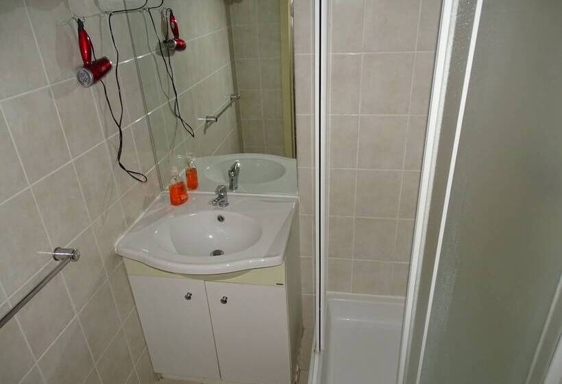 Семейные Апартаменты, Ambassador Suites Leuven
