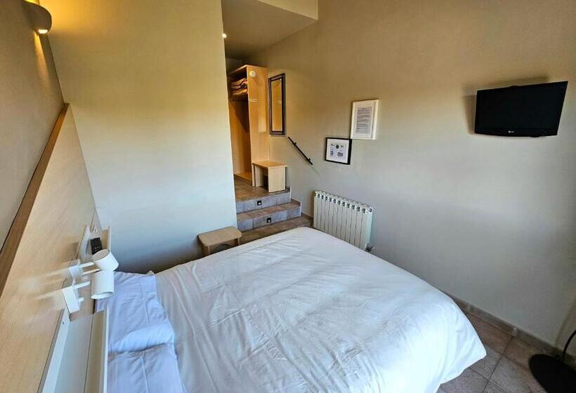 Номер Стандарт, Hostal Jp Y Estudios