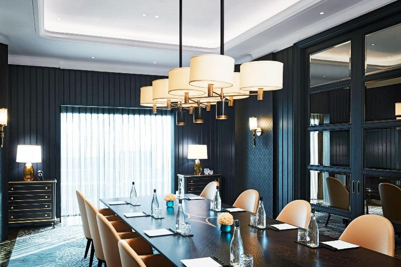 اتاق خانوادگی, Evergreen Laurel Hotel   Keelung