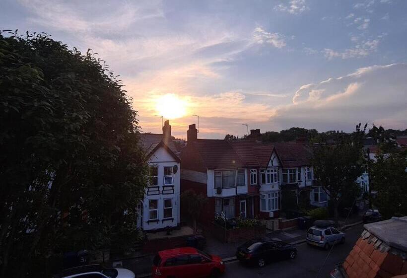 Апартаменты 2 Спальни, Citystay Albert Apartments In Hendon Nw4