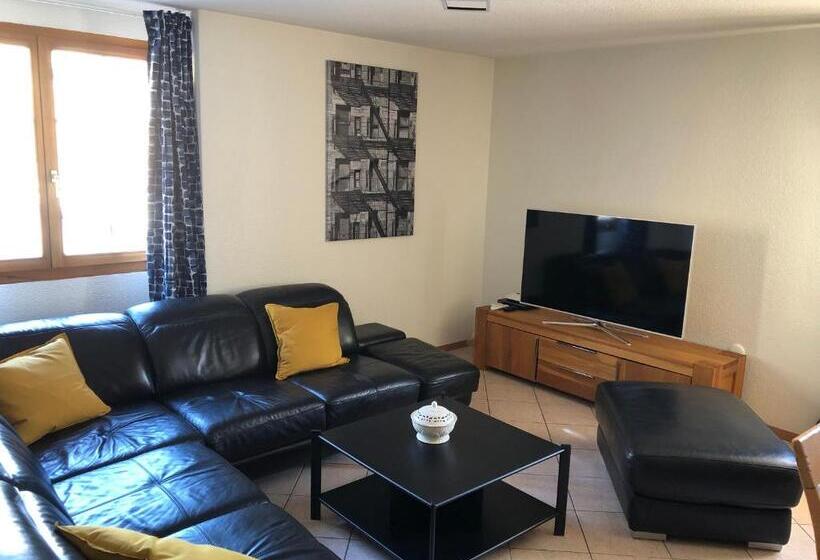 Апартаменты 3 Спальни, Auberge Les Rangs