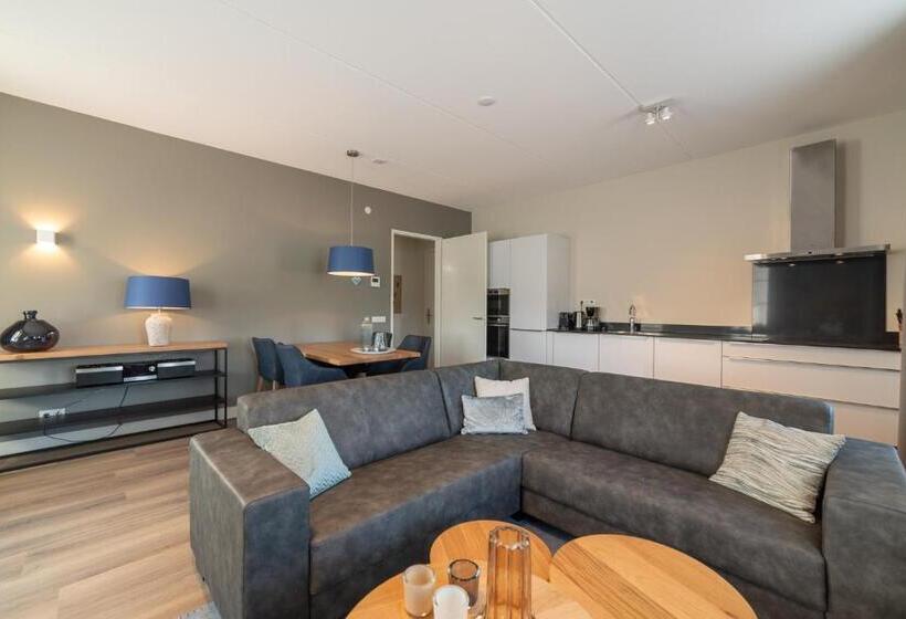 Апартаменты 2 Спальни, Raadhuis Parc Ganuenta