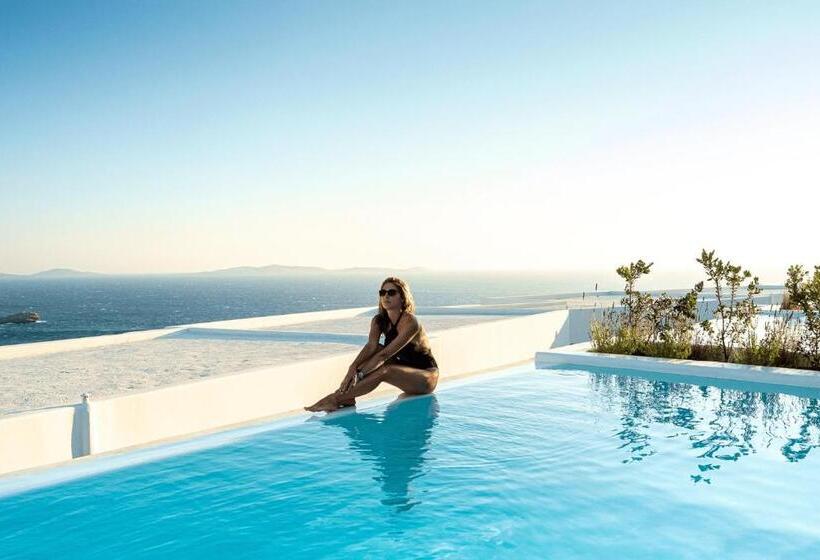 سوییت با چشم‌انداز دریا, Epic Blue Mykonos