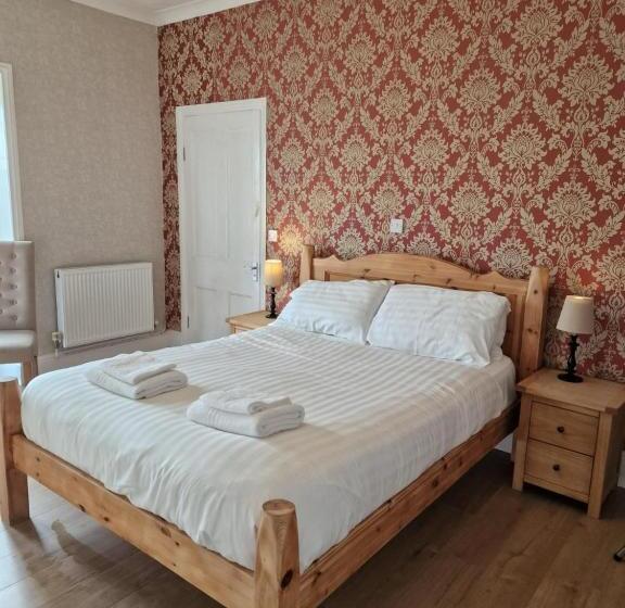 Номер Стандарт, Broadway House