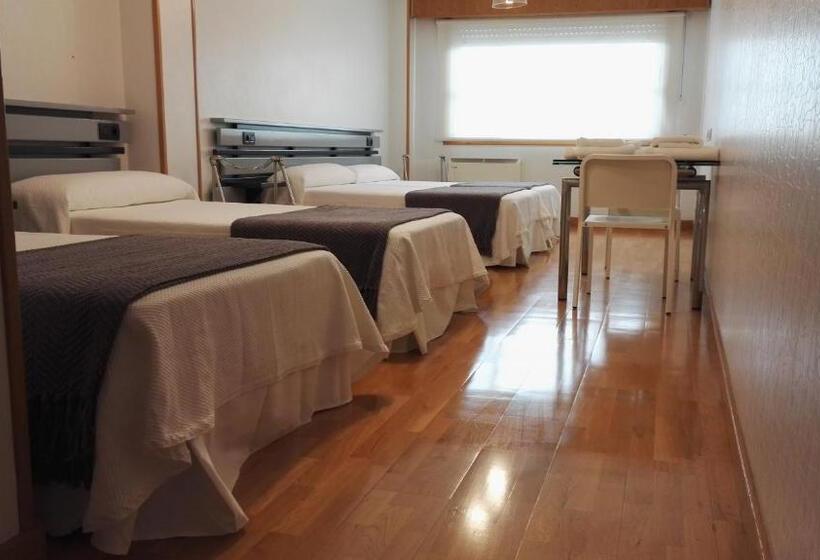 4인용 스탠다드 룸, Toctoc Rooms