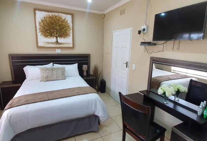 Номер Стандарт, Sm Africa Guest House