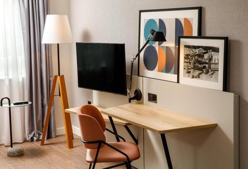 Студия Стандарт, Aparthotel Adagio London Sutton Point