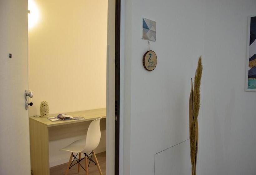 Апартаменты 1 Спальня с Балконом, Accòmodati B&b