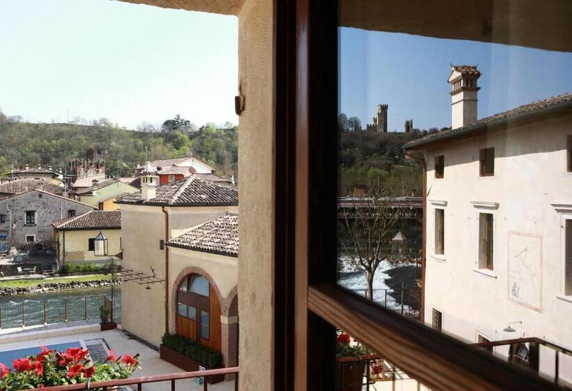 Полулюкс, Corte Regia Relais & Spa