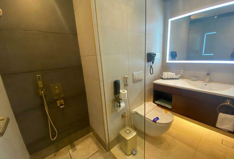 Deluxe Suite, Velar Inn
