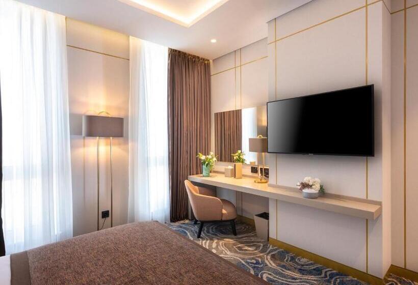 Номер Клуб Кровать Кинг, Intercontinental Baku, An Ihg