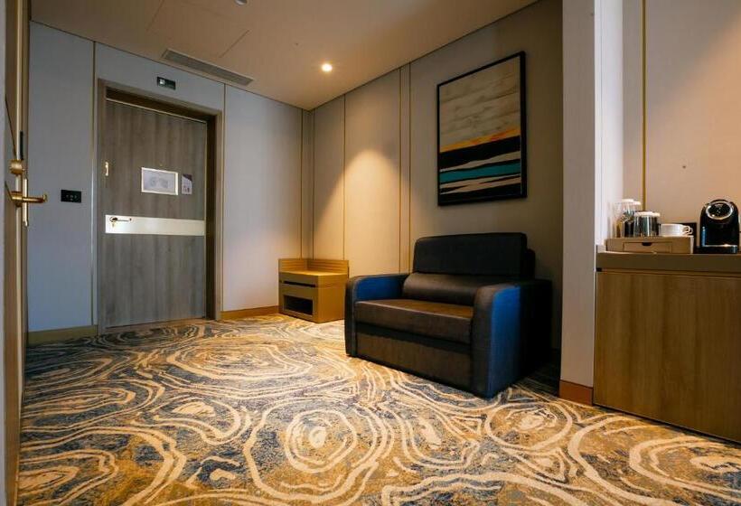 Полулюкс, Intercontinental Baku, An Ihg