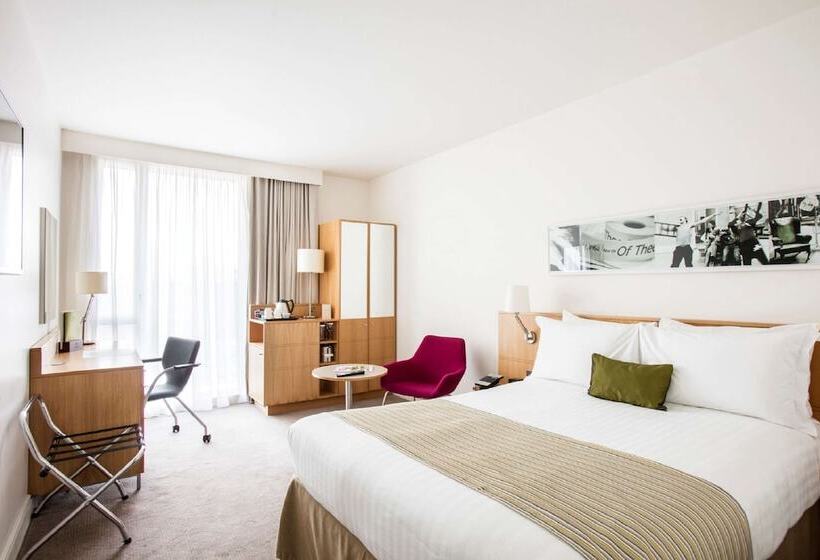 Номер Deluxe, Doubletree By Hilton Hotel Leeds City Centre