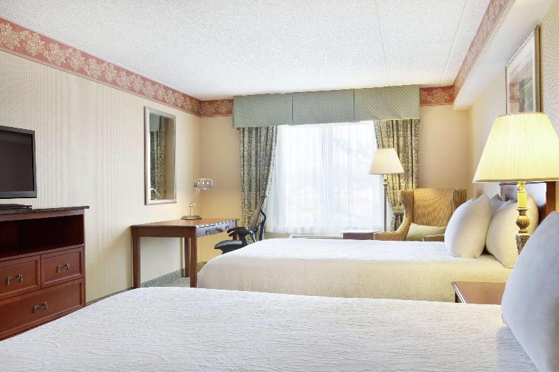 Номер Стандарт, Hilton Garden Inn Fairfax