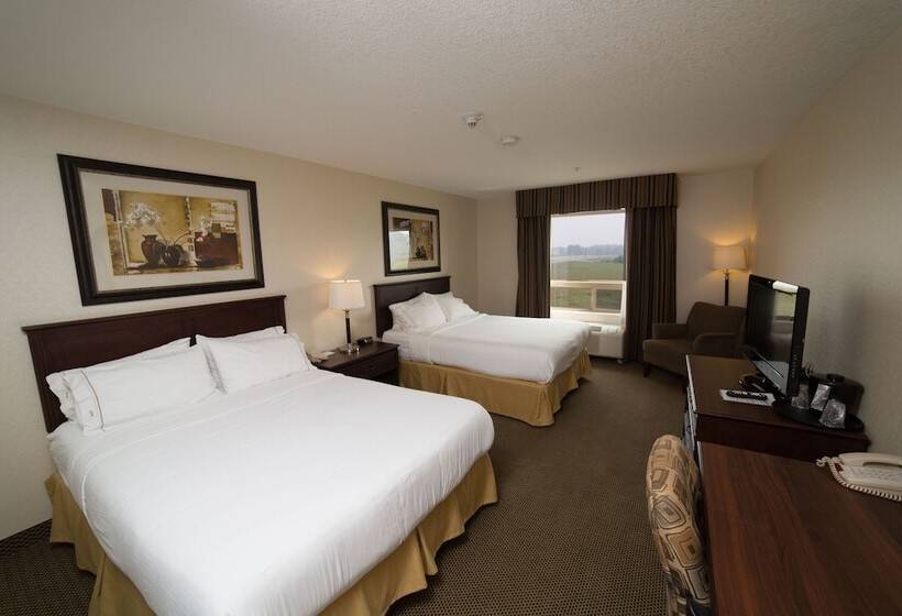 Номер Стандарт 2 Двуспальные Кровати, Holiday Inn Express Hotel & Suites   Slave Lake, An Ihg