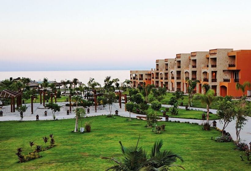 Classic Room Double Bed Sea View, Mövenpick Resort El Sokhna