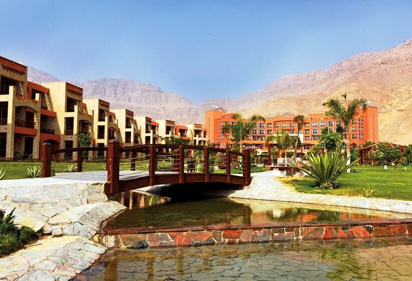 اتاق لوکس با چشم‌انداز باغ, Mövenpick Resort El Sokhna