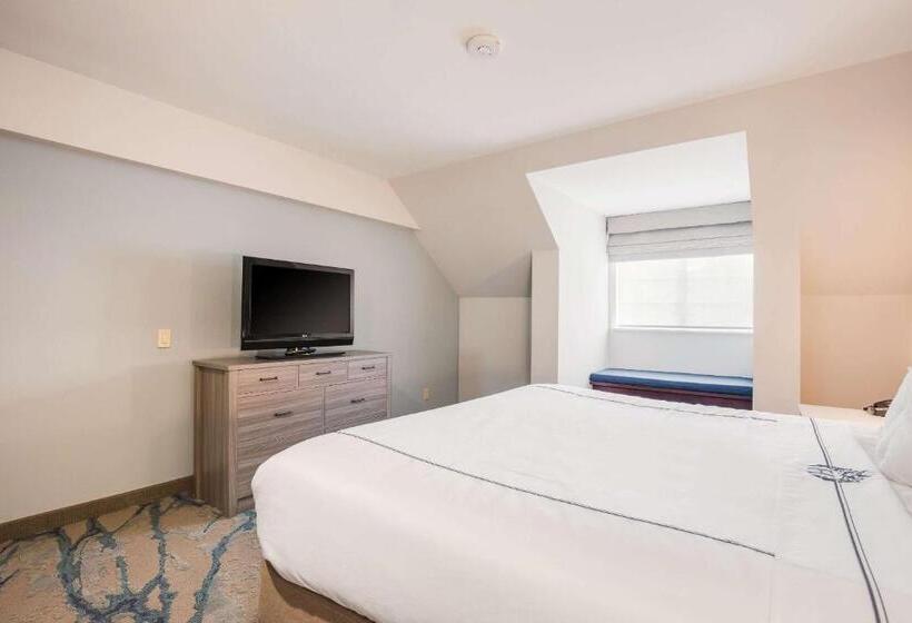Люкс Кровать Кинг, Heidel House Hotel And Conference Center, Ascend Hotel Collection